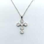 Girocollo Croce in Oro con Diamanti 0.44ct Giorgio Visconti