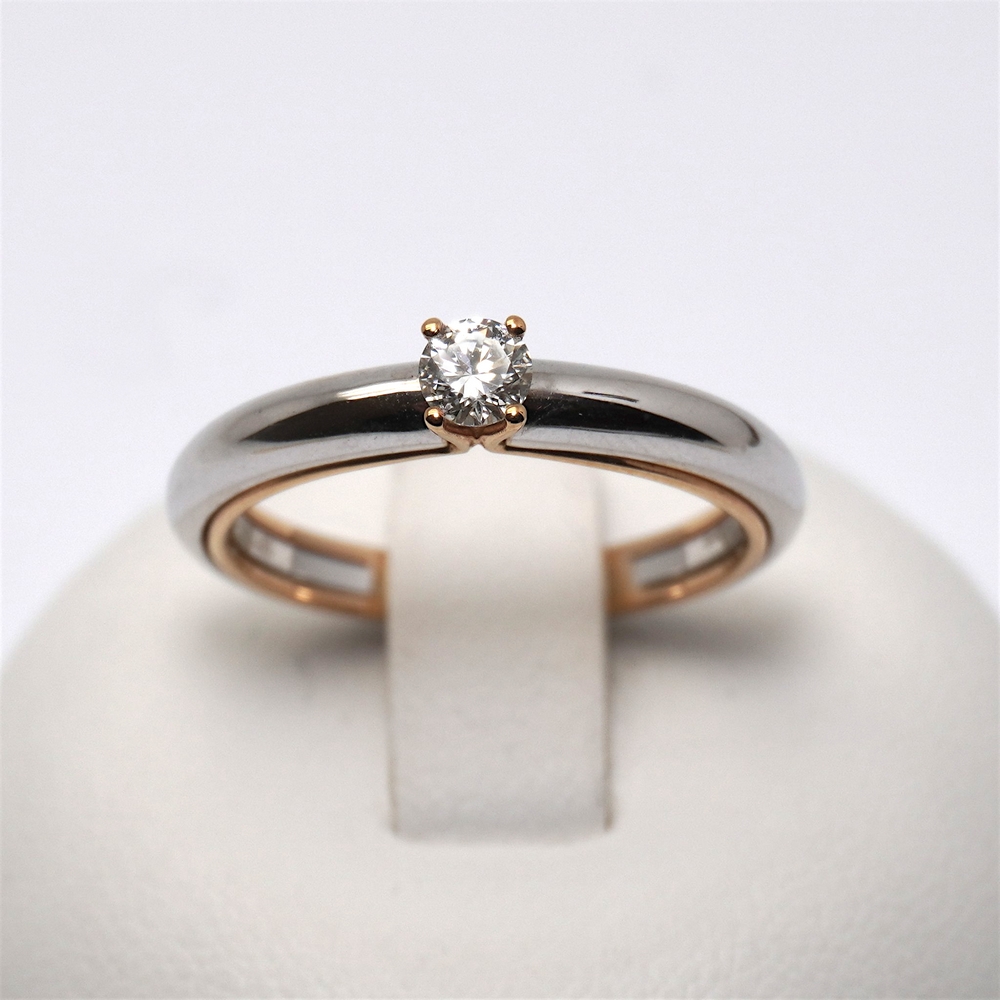 59-anello-solitrio-offerta-diamante-oro-bianco-giorgio-visconti-prezzo-gioielleria-bari-ab-preziosi-balzano-AM16611C.jpg Anello Solitario Bicolore con Diamante 0.20ct Giorgio Visconti - immagine 1