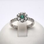 Anello in Oro con Diamanti 0.79ct e Smeraldo 0.09ct Giorgio Visconti