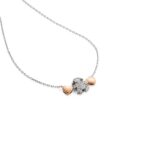 Girocollo in Oro Bianco 18kt con Bimba in Diamanti e Cuori Rosè Laterali Le Bebé