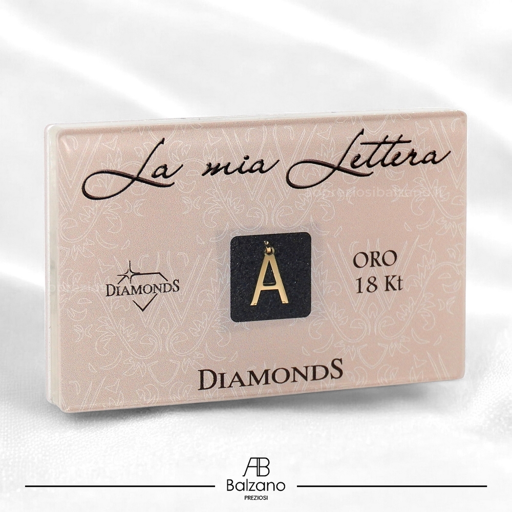 blister-lettera-iniziale-in-oro-18-kt-offerta-regalo-comunione-battesimo-cresima-prezzi-ab-preziosi-balzano.jpg Blister Lettera Iniziale in Oro Giallo 18kt - Diamonds - immagine 1