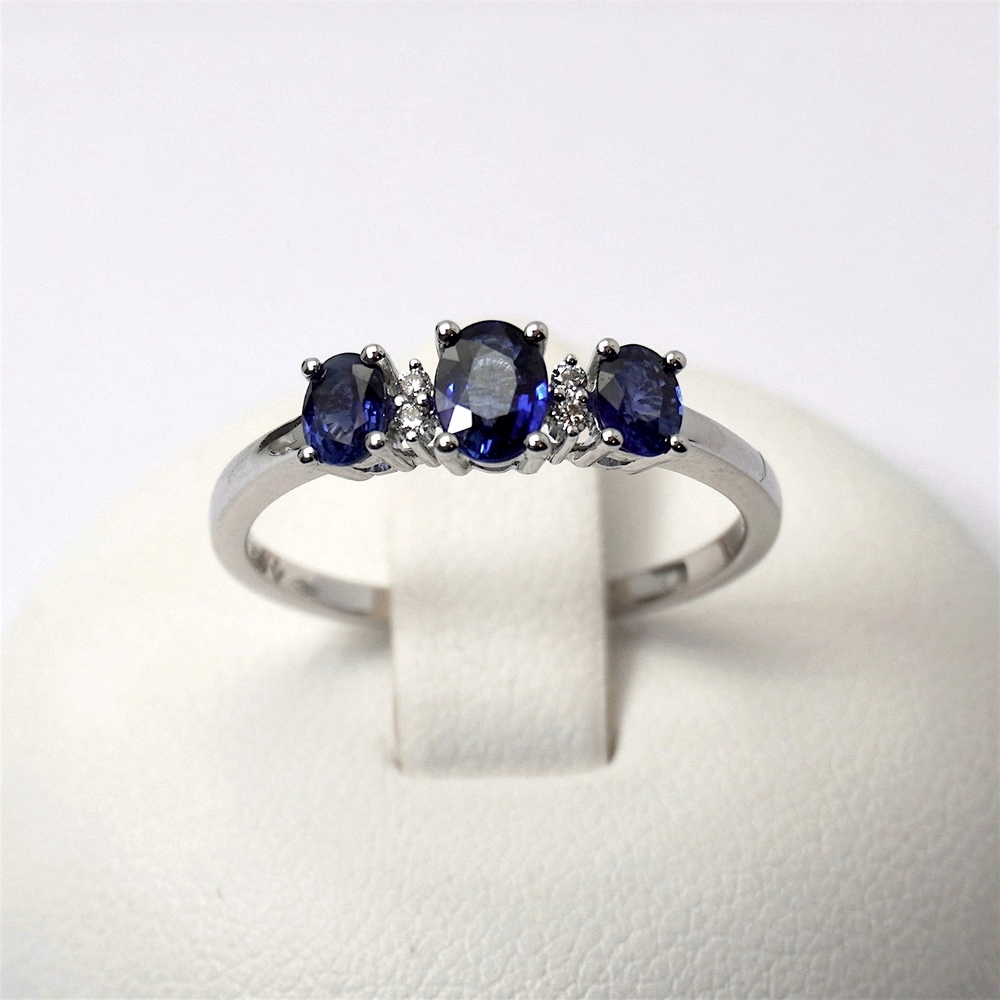 18 anello trilogy zaffiri e diamanti giorgio visconti prezzo gioielli donna offerta ab preziosi balzano gioielleria bari ABX16566Z Anello Trilogy di Zaffiri Blu Giorgio Visconti - immagine 1
