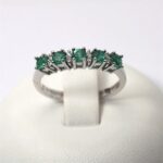 Anello Veretta di Smeraldi Alternata con Diamanti Giorgio Visconti